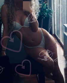 FBG!gorąca Leyla sama w mieszkaniu