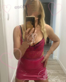 AMELKA  CZARODZIEJKA