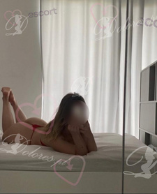 ATRAKCYJNA IZABELA GFE