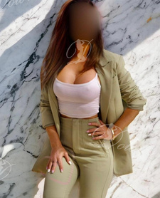 Nicole VIP