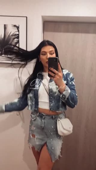 SHEMALE VIP